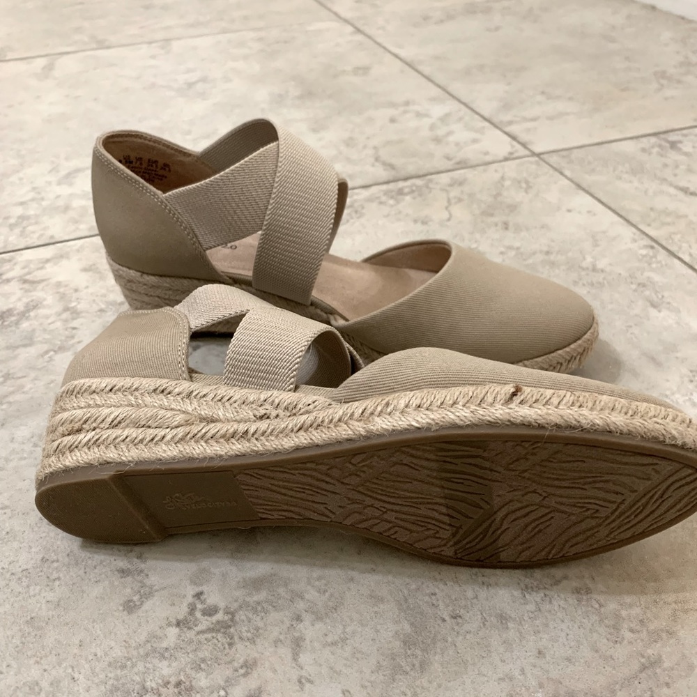 LifeStride Women's Keaton Medium Espadrille Wedge